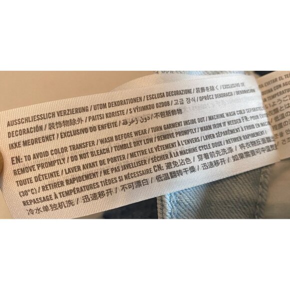 Hollister Ultra High-Rise Mom Shorts Distressed Denim Patchwork Size 5 - Picture 4 of 10